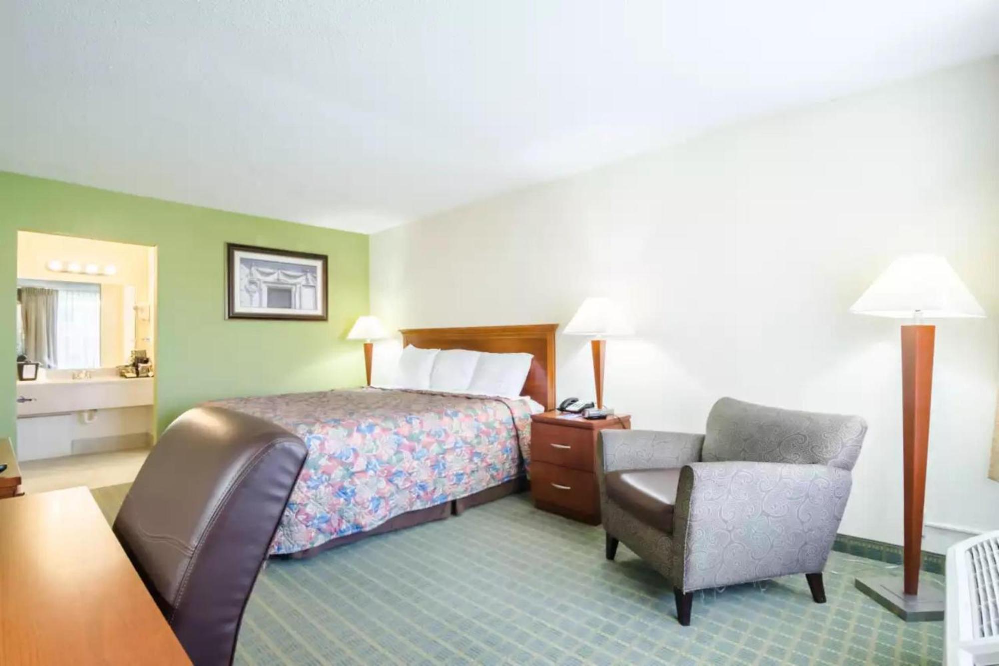 Hotel Oyo East I 40