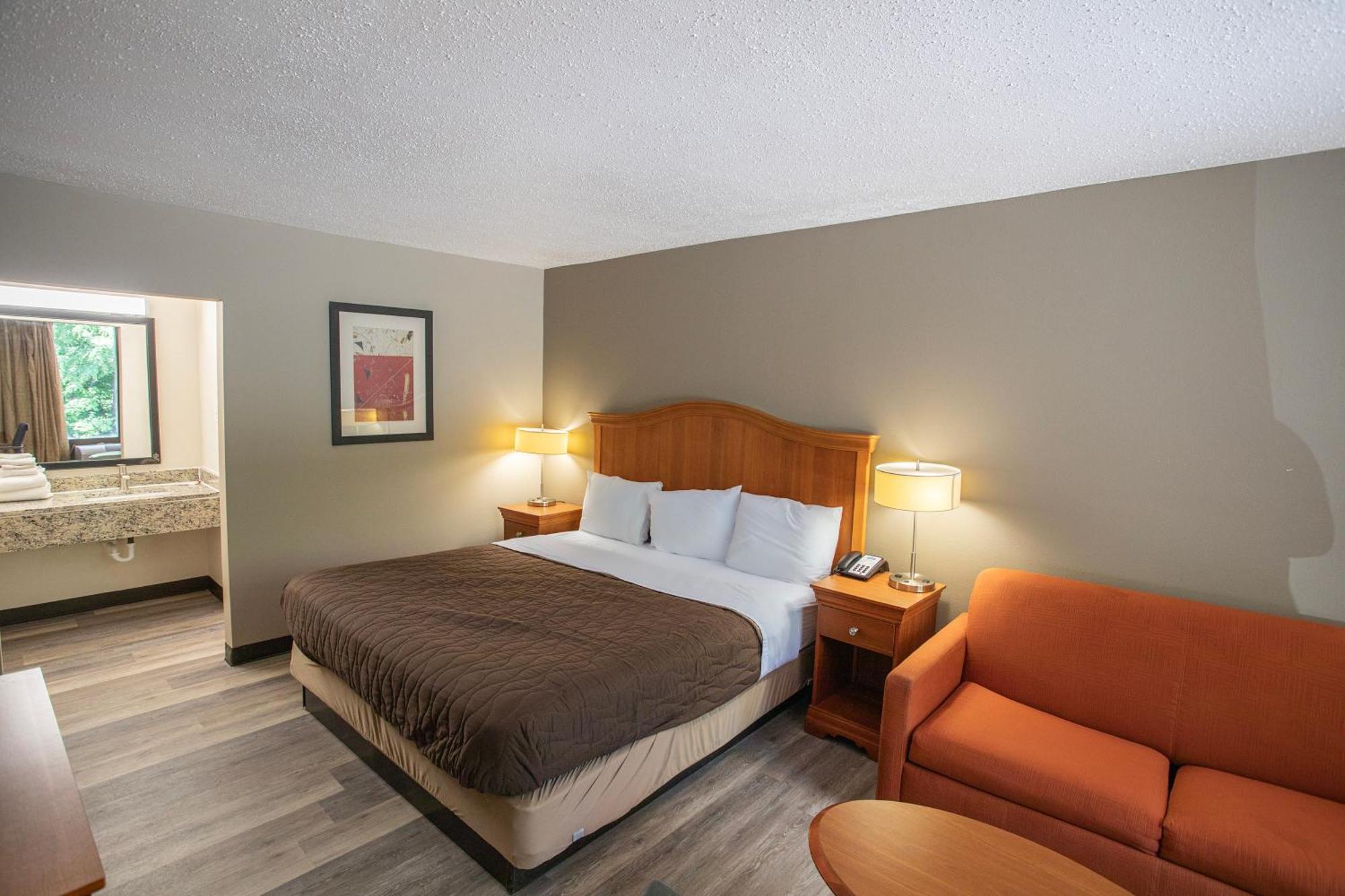 Oyo East I 40 Hotel