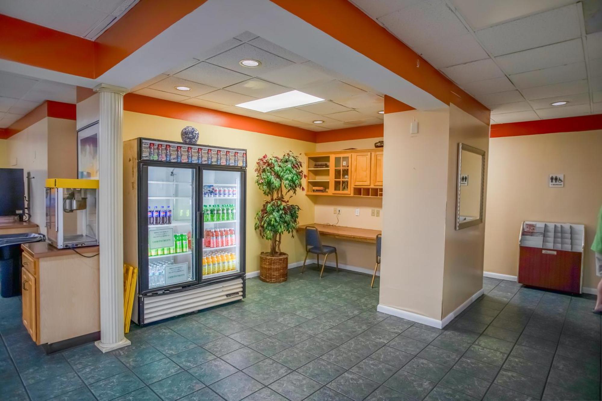 Oyo East I 40 Hotel Greensboro